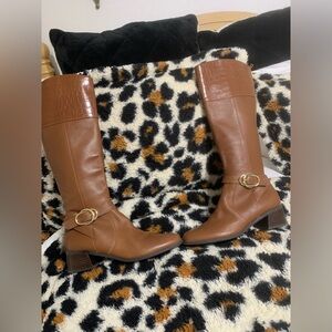 These are really nice, soft rich leather boots